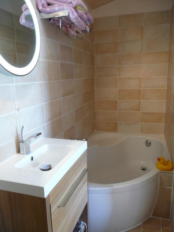 Gaia Et Salome Bed & Breakfast Rivedoux Plage Bagian luar foto
