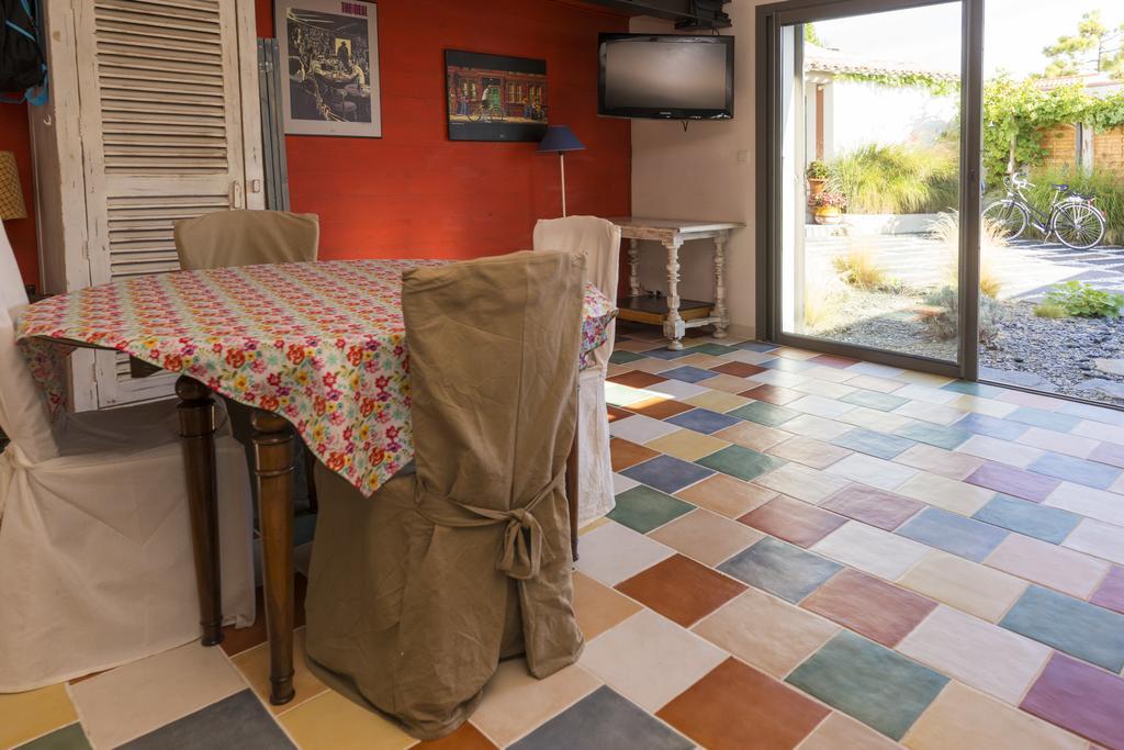 Gaia Et Salome Bed & Breakfast Rivedoux Plage Bagian luar foto